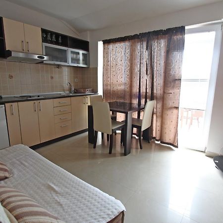 Apartmani Irena Petrovac Eksteriør billede
