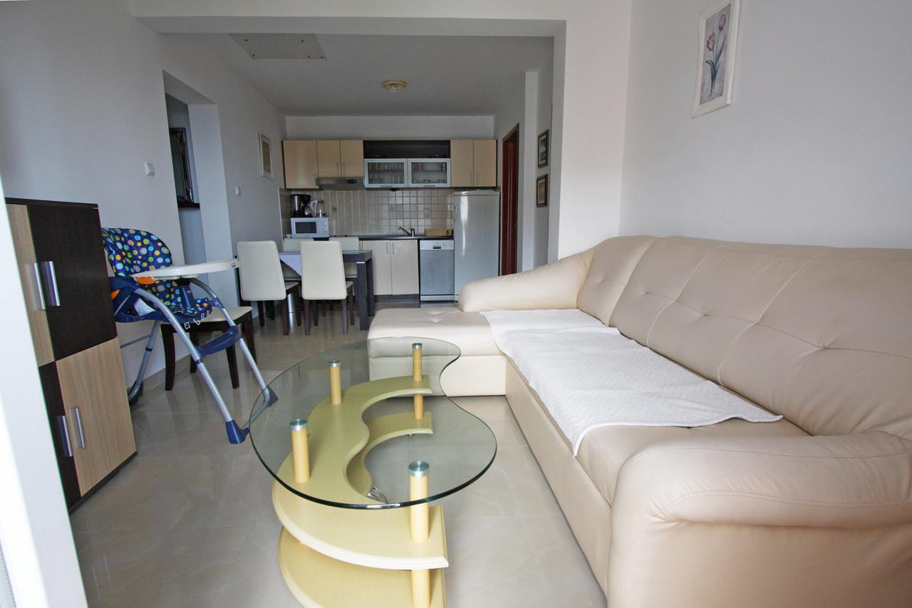 Apartmani Irena Petrovac Eksteriør billede